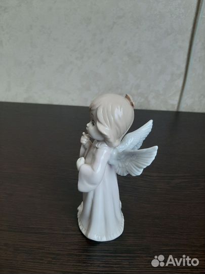 Статуэтка ангелок