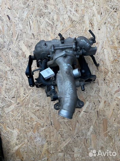 Впускной коллектор в сборе (дроссельная заслонка и