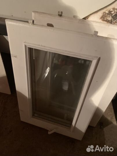 Деревянная оконная рама бу