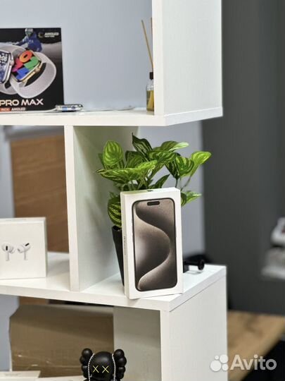iPhone 15 Pro, 256 ГБ