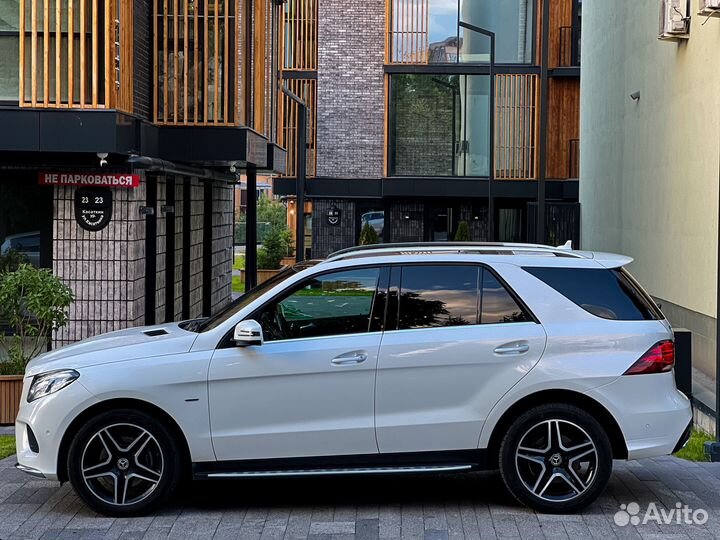 Аренда Mercedes GLE без водителя