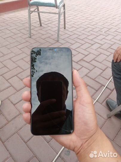 iPhone Xs, 64 ГБ