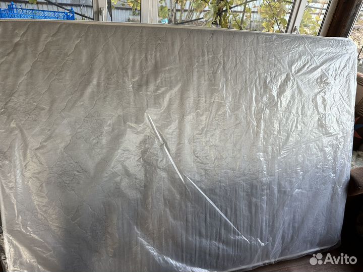 Матрас 140х200 бу