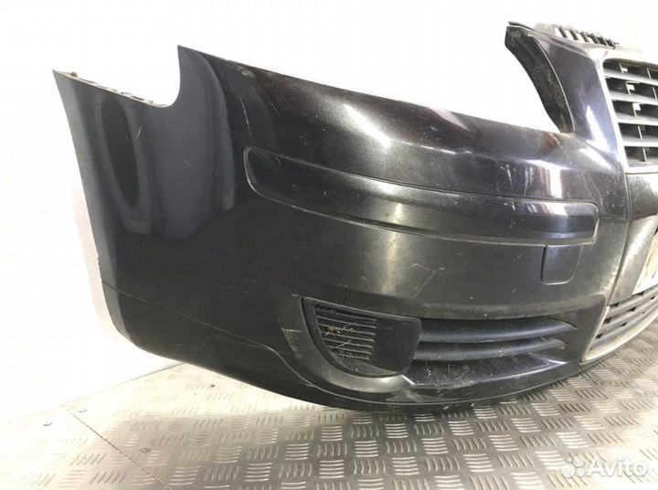 Бампер 8P3807437 Audi A3 8P (2003-2012)
