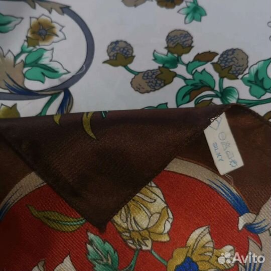 Красивый большой платок