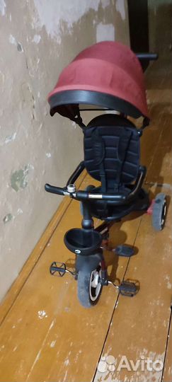 Велосипед-коляска с ручкой