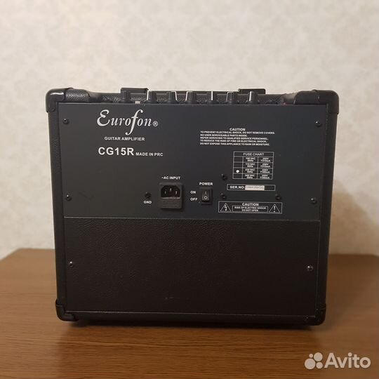 Гитарный комбоусилитель Eurofon 15 ватт