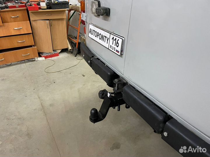 Фаркоп УАЗ Буханка легкосъемный квадрат 2т