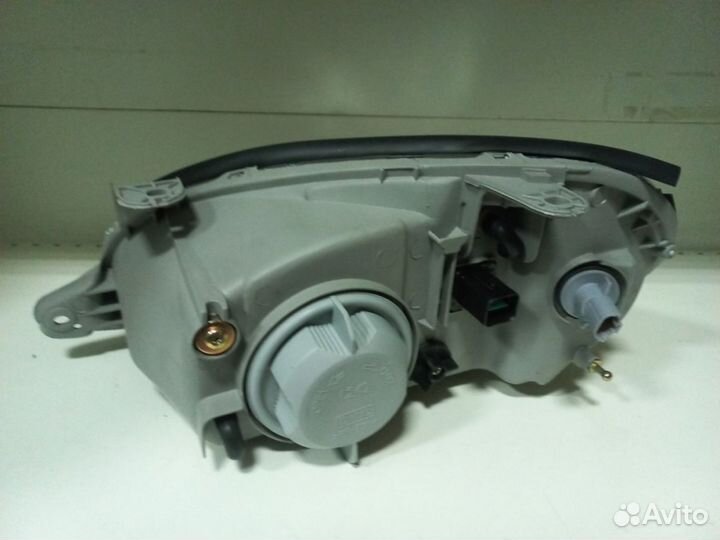 Фара правая Шевроле Ланос 97-09