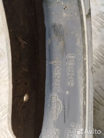 Брызговик передний правый Nissan x-trail t30