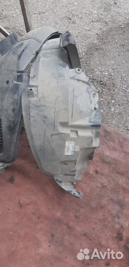 Подкрылок передний Kia Sportage 868141F010