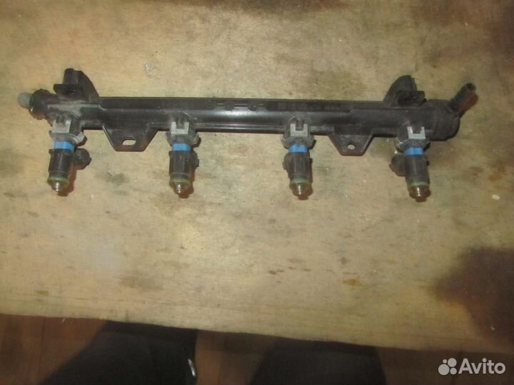 Рейка топливная (рампа) VAG polo