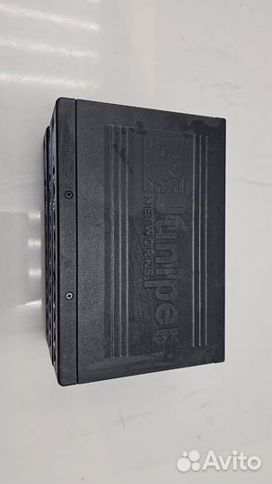 Маршрутизатор Juniper SRX100