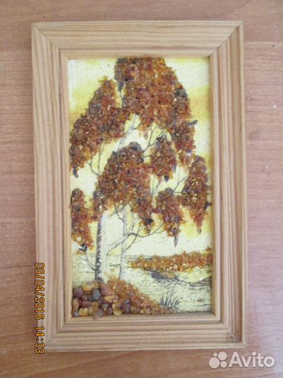 Картина из янтаря