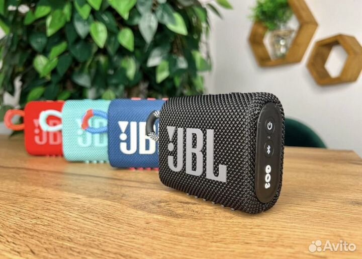 Портативная колонка jbl go3