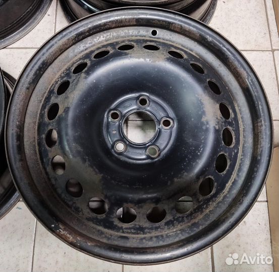 Диски штамп R17 5x108 et 52.5 d63.4 7.5j ориг Ford