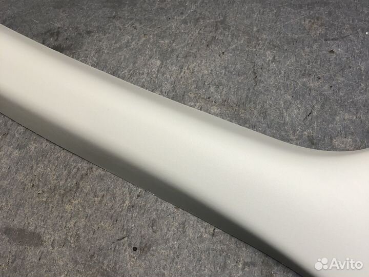 Обшивка верх пер прав стойки Nissan Almera g15