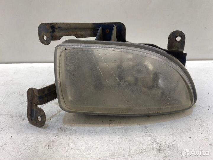 Фара противотуманная передняя правая Kia Shuma