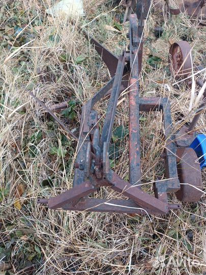 Плуг для минитрактора