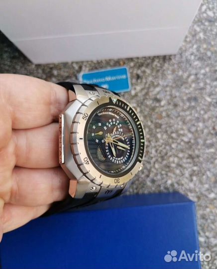Часы technomarine
