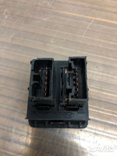 Кнопка обогрева сидений Hyundai Matrix