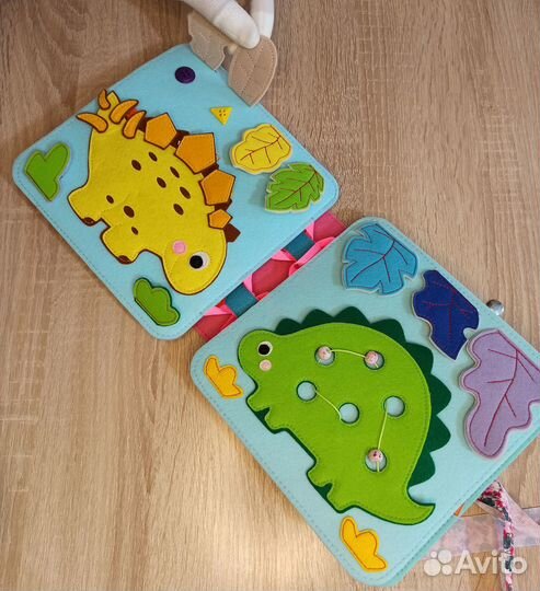 Развивающая книга : 