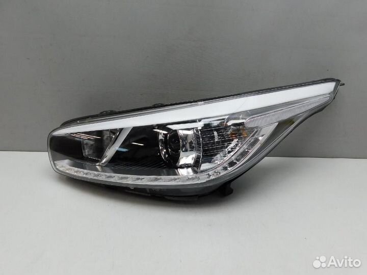 Фара левая Kia Ceed