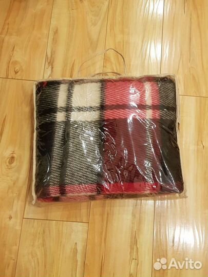 Плед шерстяной новый