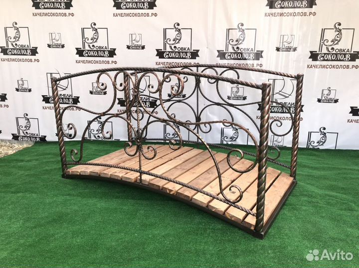 Мостик кованый