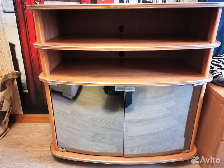 Тумба под телевизор