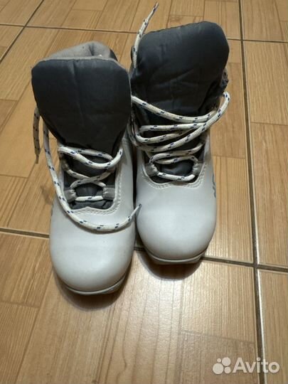 Лыжные ботинки 33 размер