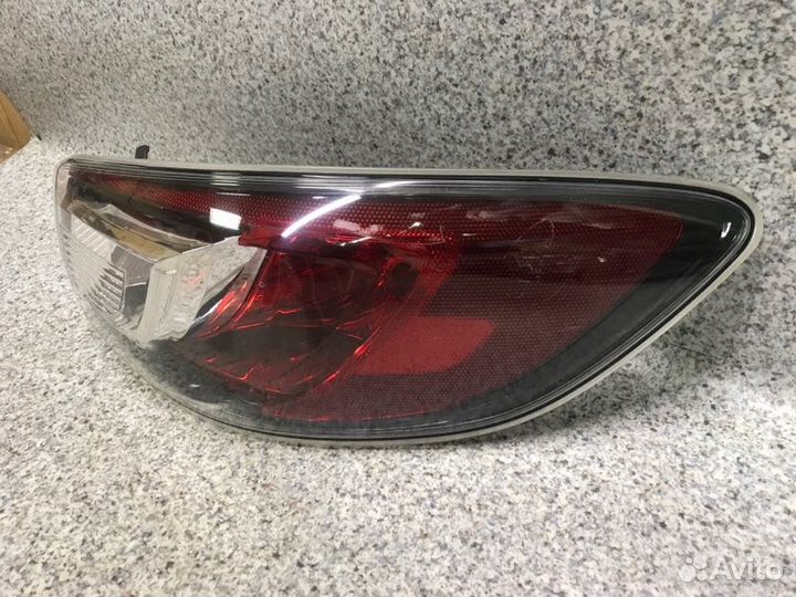 Фонарь правый Mazda 3 BL 2010
