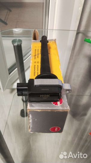 Новая катушка зажигания U5043 48162