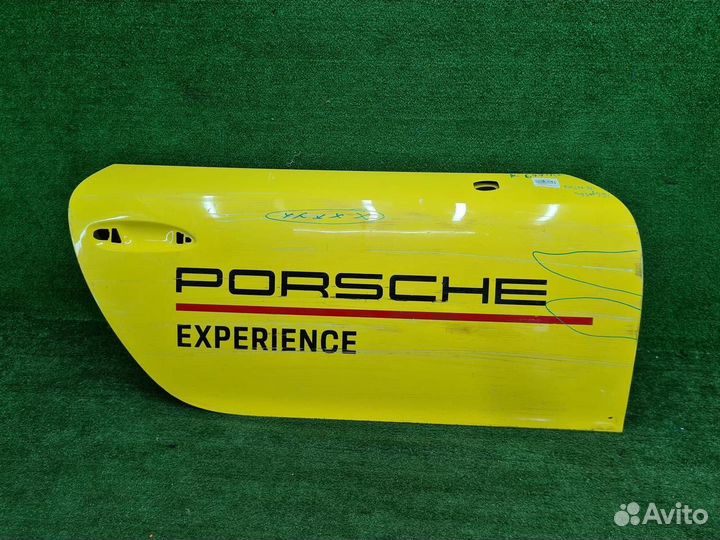 Дверь передняя правая Porsche 911