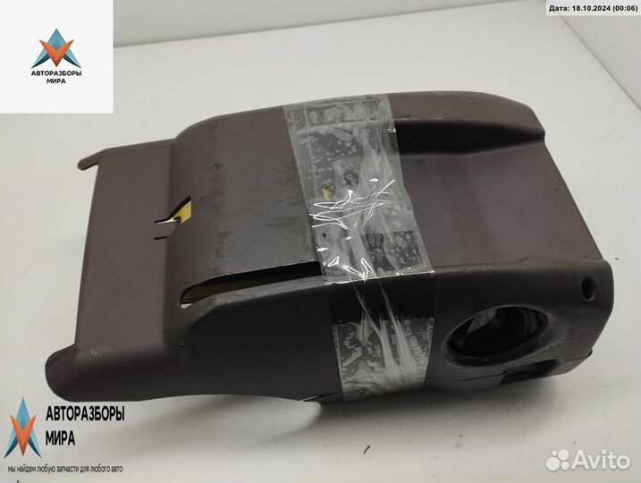 Кожух рулевой колонки Audi A6 4B/C5 1999