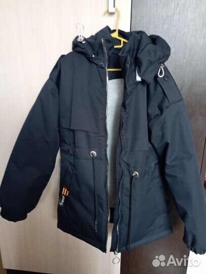 Куртка демисезонная для девочки 128-134