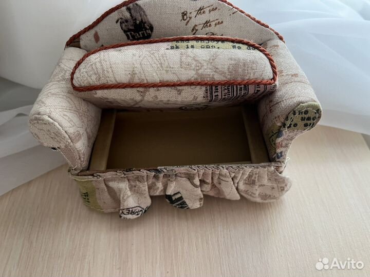 Мебель для кукол (диван и плита)