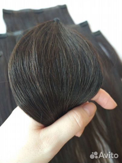Волосы на заколках натуральные
