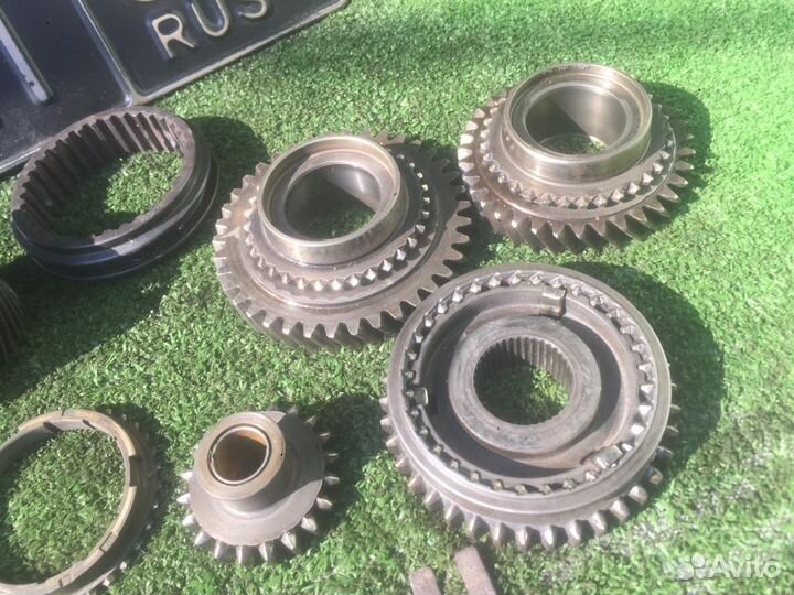 Шестерня передачи Octavia Tour