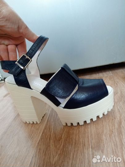 Босоножки Турция новые,натуральная кожа, 37