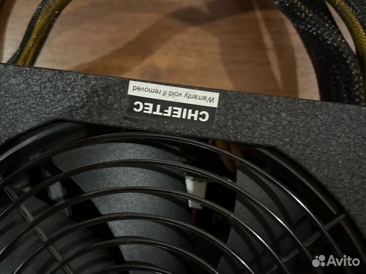 Блок питания Chieftek GPS-1000C 1000W Gold 80