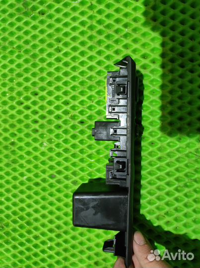 Блок кнопок регулировки фар Nissan Note E11