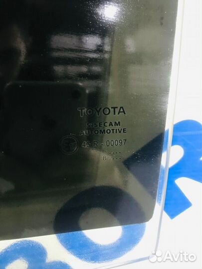 Стекло двери зад лев toyota corolla E180 1.6 MT се