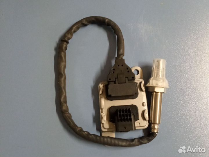 Лямбда-зонд Mercedes-Benz E-Класс A0009054704