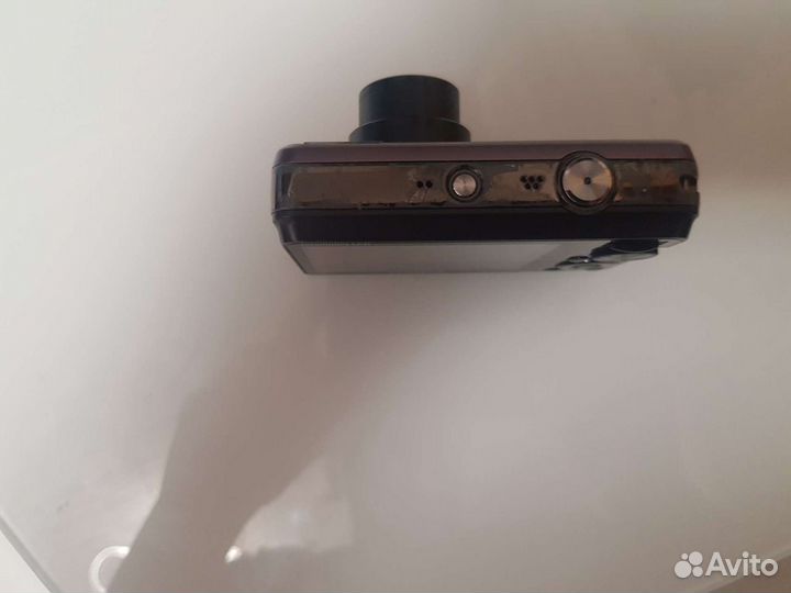 Компактный фотоаппарат