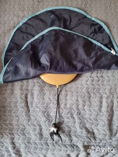 Домик с когтеточкой /электрическая игрушка