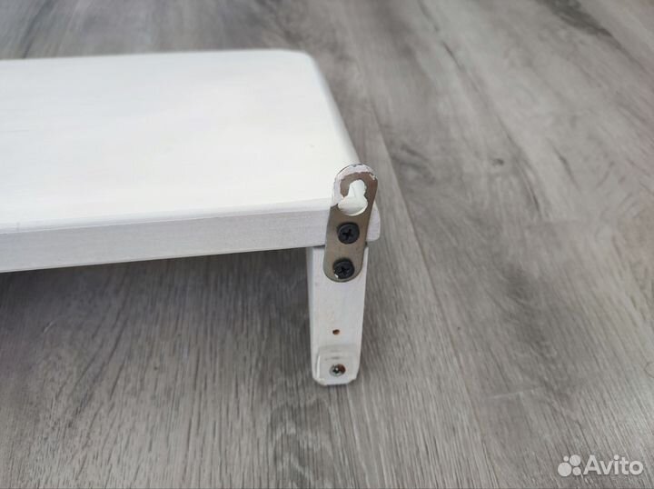 Полка настенная. Самовывоз