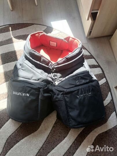 Хоккейная вратарская форма бу взрослая