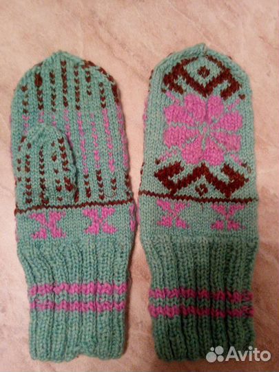 Варежки с орнаментом