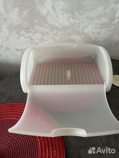 Плечики, вешалки